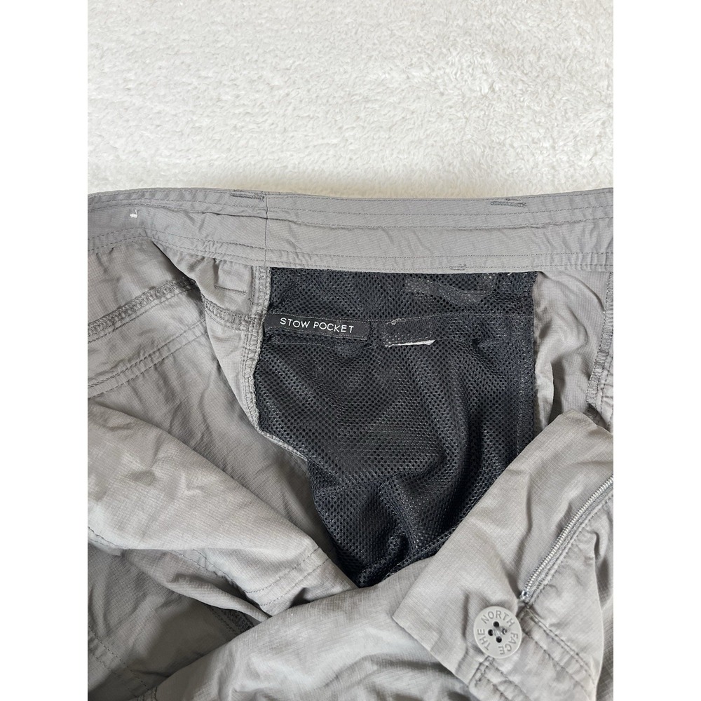 The North Face Gray Utility Pockets Hiking Camping Shorts Women's Sz 14 36x10 - Picture 8 of 10